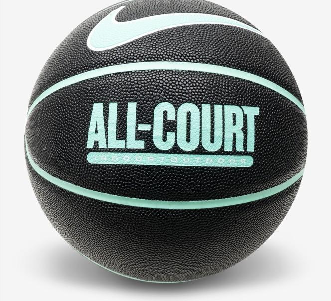 Sgonfio Nike Everyday All Court 8P Graphic